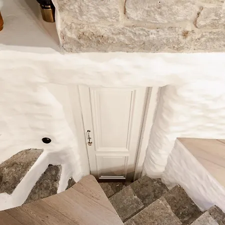 Stunning Three-level In Historic Old Town * טאלין