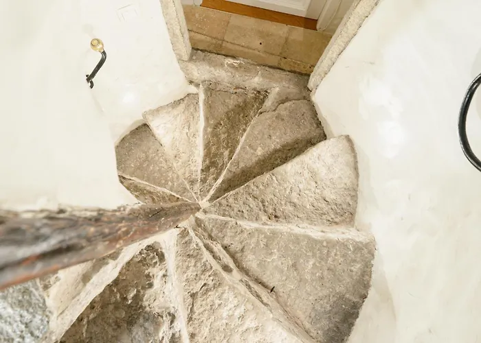 Stunning Three-level In Historic Old Town Appartamento *