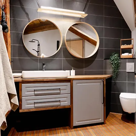 Διαμέρισμα Stunning Three-level In Historic Old Town *