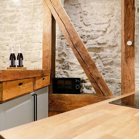 Διαμέρισμα Stunning Three-level In Historic Old Town Ταλίν