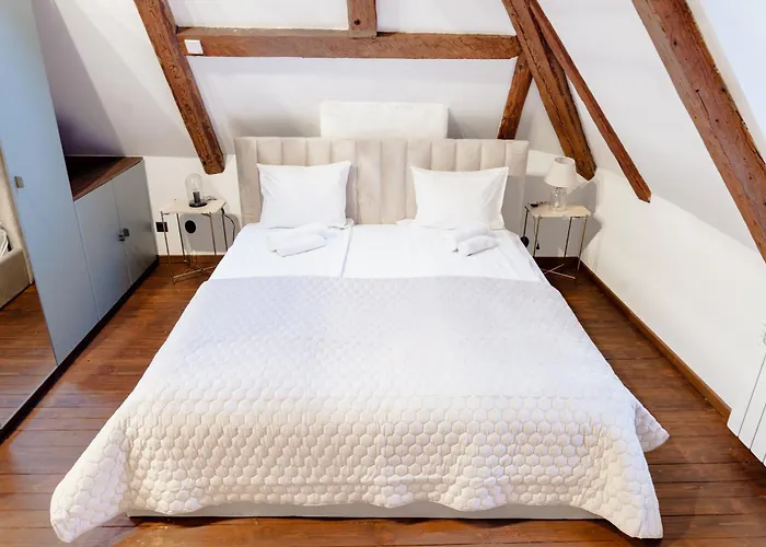 Apartment Stunning Three-level In Historic Old Town Tallinn